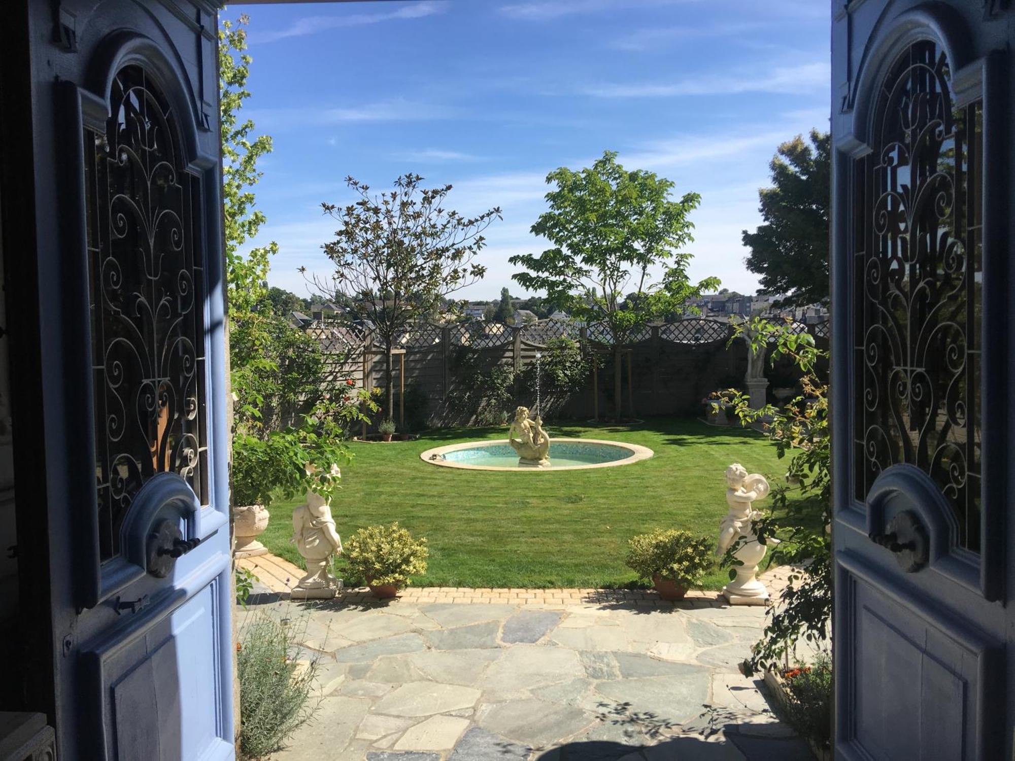 Maison D'Hercule 马耶讷 外观 照片